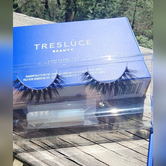 Tresluce Beauty I am Alma Eyeshadow Palette & Reusable Lashes Set New NIB - Picture 4 of 8